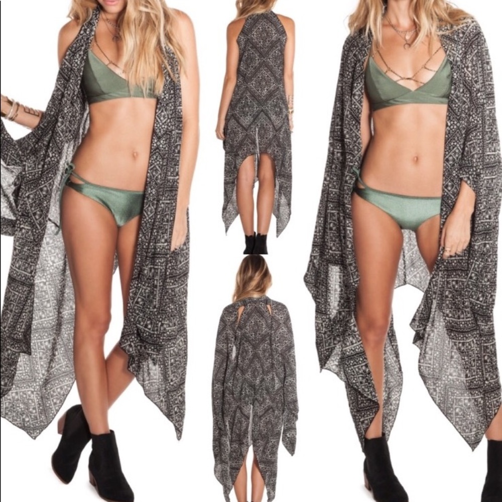 NWOT Society Amuse overpiece or cover up!